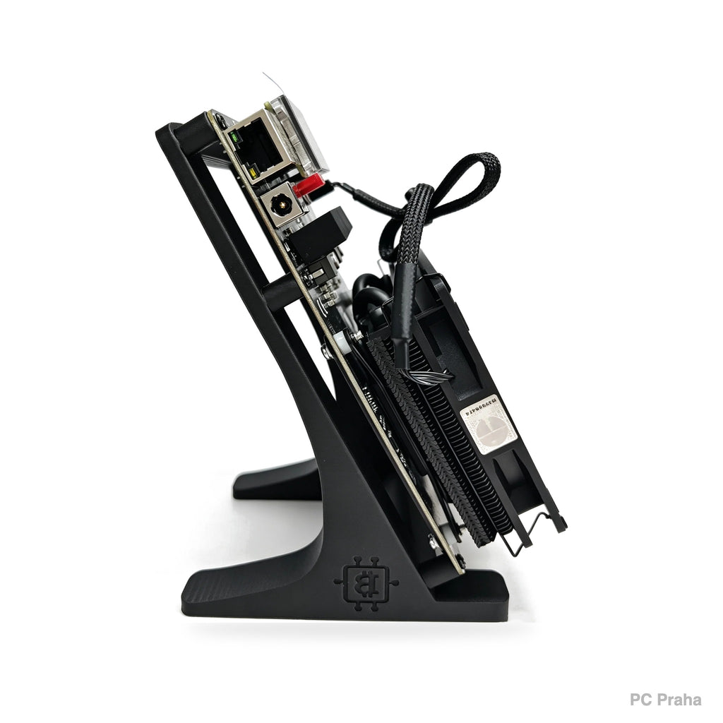 Nexus L1 – side view of the heatsink and stand