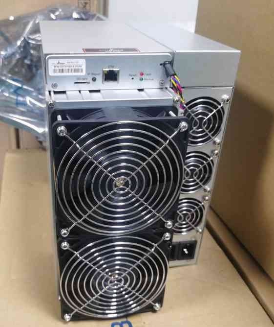 Těžba bitcoinů – ASIC miner S19J Pro 100TH/s