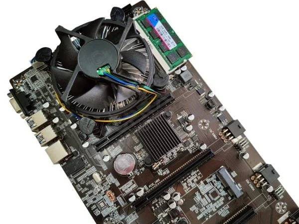 Mine bestyrelse ETH B85 V2.31 8x GPU 16x PCI-e + CPU med køler + DDR 8GB