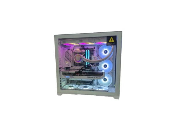 Sněhově bílý počítač Intel 12700 NVidia RTX 4070ti