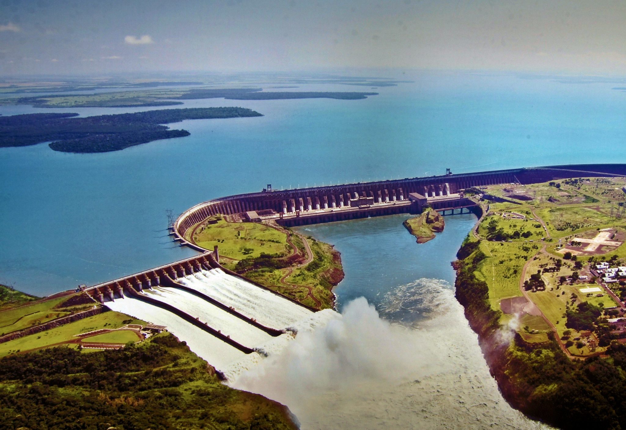 Centrale électrique de Villarica Paraguay ASIC logement minier