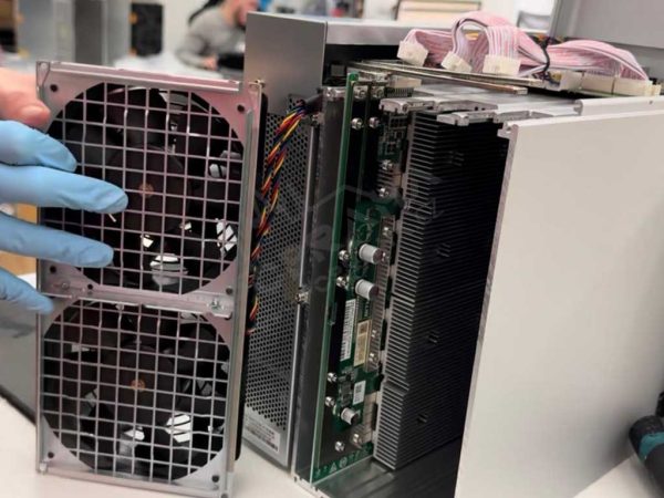 Oprava Antminer KS5 PRO, AL1, S21, T21, L7, L9