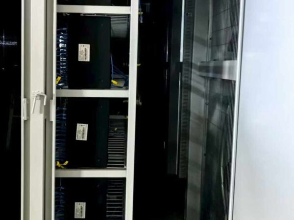 40 ft High-Cube, air-cooled mining container