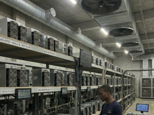 podvod-initverse-inibox-jak-oneminers-promenuje-nefunkcni-asicy-v-ziskove-tezare-nexa